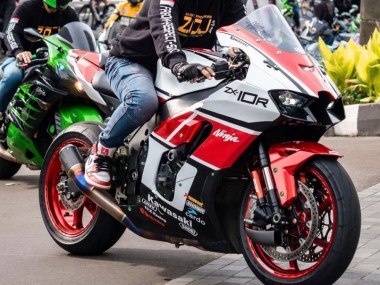Billige Kawasaki ZX10R Motorrad Verkleidung 2021-2025 - Weiss Rot Schwarz