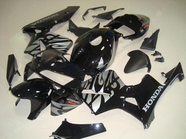 Schwarze Weiße Flamme Honda CBR 600 RR 2005-2006 Motorrad Verkleidungen Schwarze Weiße Flamme Honda CBR 600 RR 2005-2006 Motorrad Verkleidungen